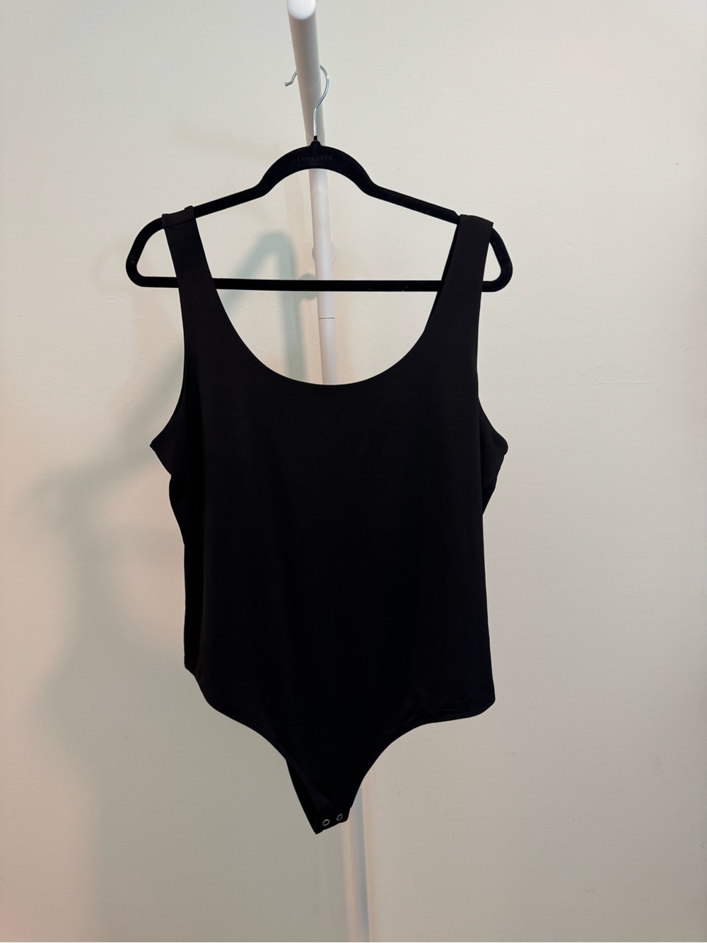 Express XL Classic Black Scoop Neck Bodysuit nwot